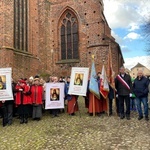 Modlitwa za Ojczyznę i poświęcenie pomnika w Ośnie Lubuskim