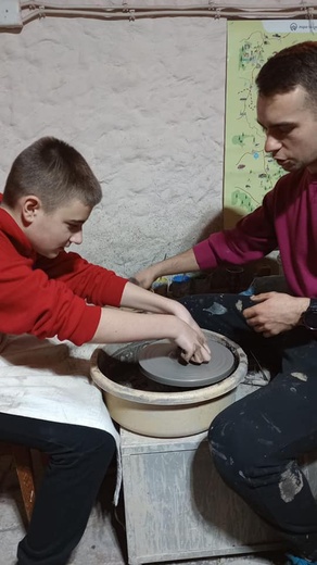 Z wałbrzyskiej kolegiaty zabrali dzieci do Kudowy-Zdroju