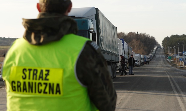 MSWiA: przejście graniczne z Białorusią w Kukurykach tylko dla przewoźników z UE i EFTA