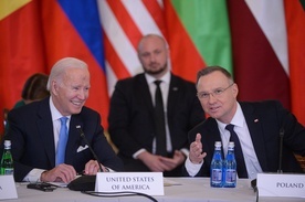 Prezydent Biden na szczycie B9: art. 5 Traktatu Północnoatlantyckiego jest świętym zobowiązaniem