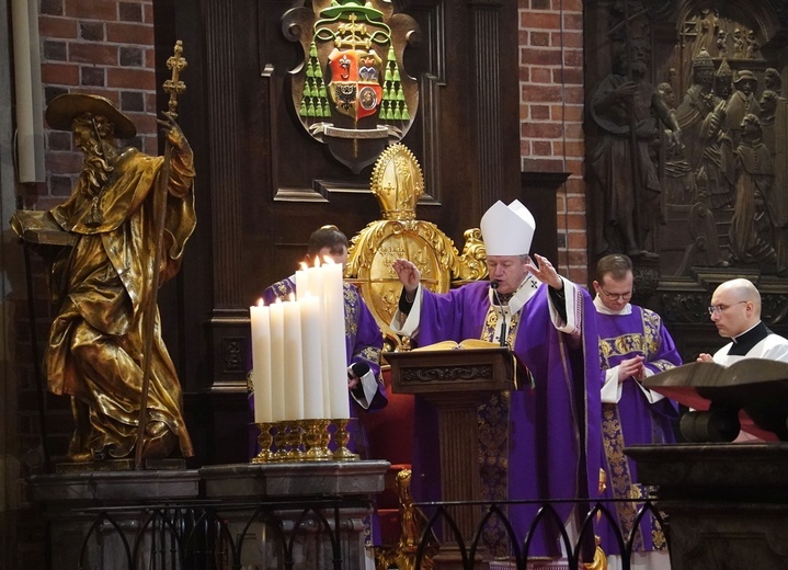 Środa Popielcowa w katedrze wrocławskiej