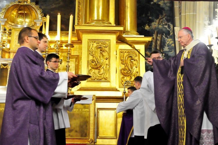 Środa Popielcowa w katedrze na Wawelu 2023