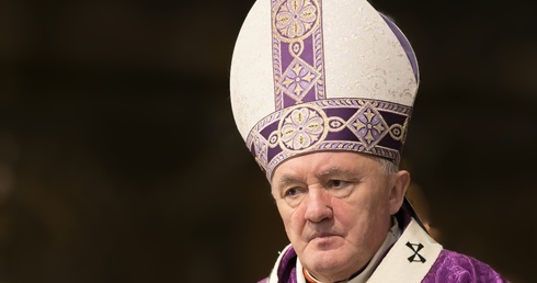 Kard. Nycz: W Środę Popielcową uświadamiamy sobie prawdę o naszym przemijaniu