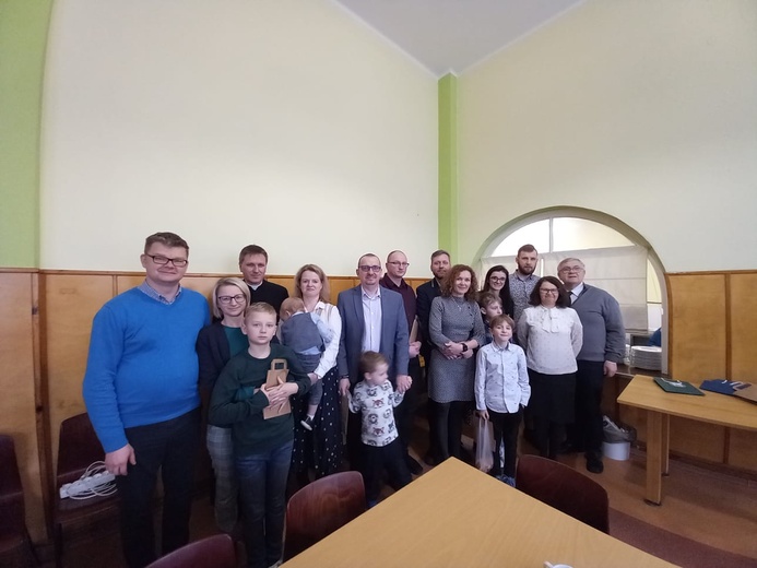 Pary z Domowego Kościoła poznawały struktury Ruchu Światło-Życie