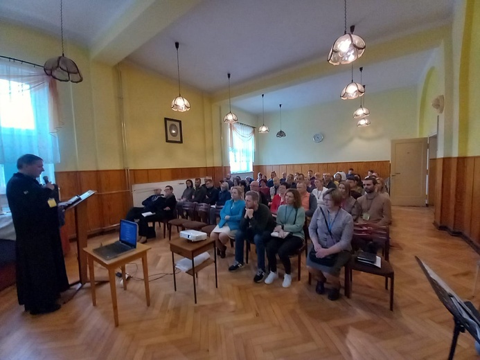 Pary z Domowego Kościoła poznawały struktury Ruchu Światło-Życie