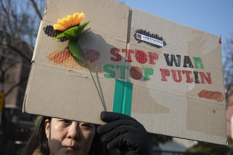 Rok wojny: Co za nami, co nas czeka?