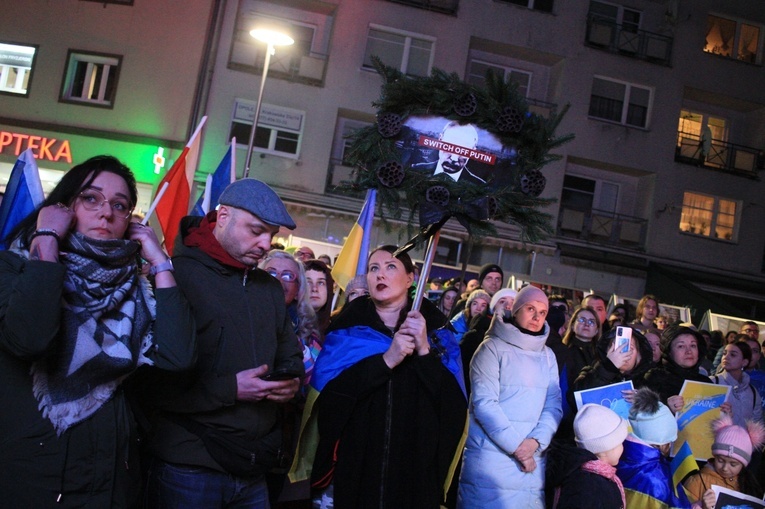 Wiec poparcia dla walczącej Ukrainy w 1. rocznicę rosyjskiej inwazji