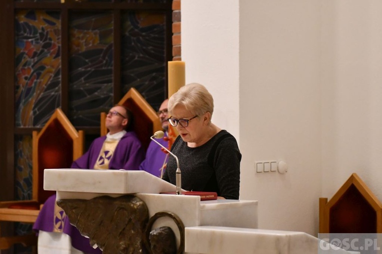 Rekolekcje dla parafialnych zespołów Caritas w Głogowie