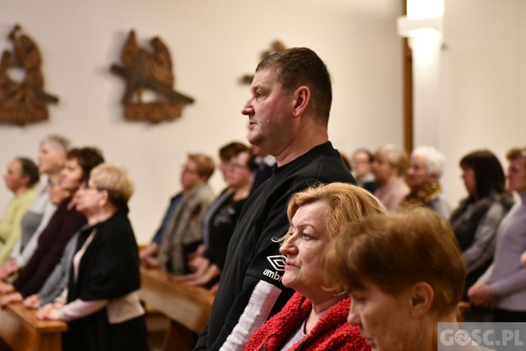 Rekolekcje dla parafialnych zespołów Caritas w Głogowie