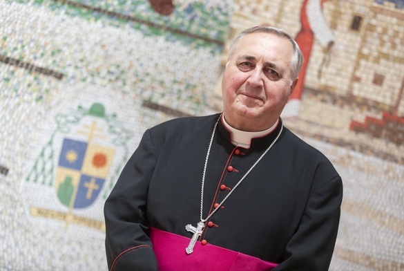 Nuncjusz apostolski podziękował na Jasnej Górze za swoją misję w Polsce
