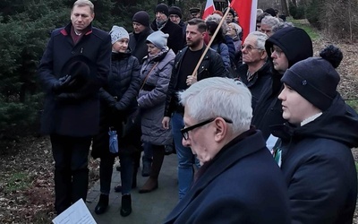 W modlitwie uczestniczyli parafianie, pielgrzymi, samorządowcy, parlamentarzyści.