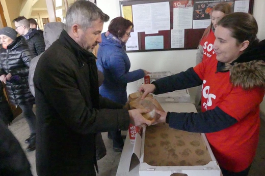 "Wyślij pączka do Afryki" z... Aleksandrowic