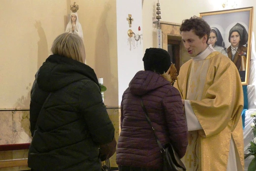 Relikwie świętych dzieci z Fatimy dotarły do bielskiej Wapienicy 