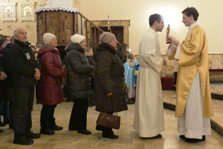 Relikwie świętych dzieci z Fatimy dotarły do bielskiej Wapienicy 