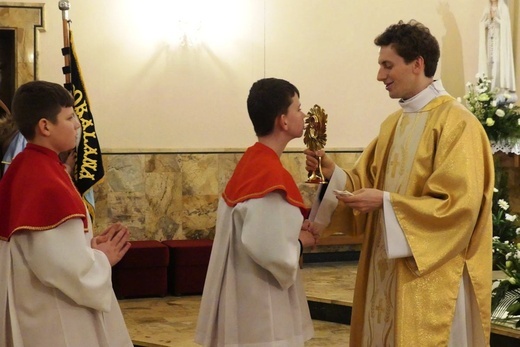 Relikwie świętych dzieci z Fatimy dotarły do bielskiej Wapienicy 