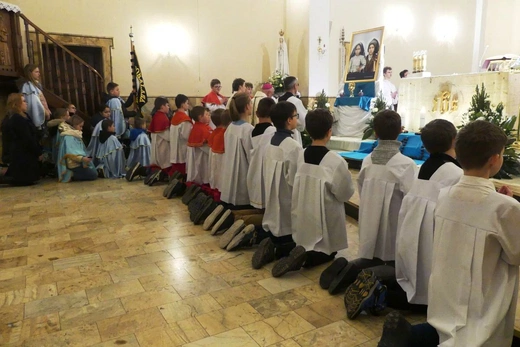 Relikwie świętych dzieci z Fatimy dotarły do bielskiej Wapienicy 