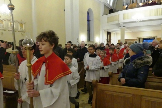 Relikwie świętych dzieci z Fatimy dotarły do bielskiej Wapienicy 