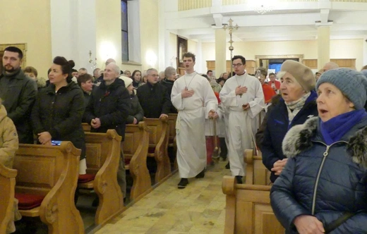 Relikwie świętych dzieci z Fatimy dotarły do bielskiej Wapienicy 