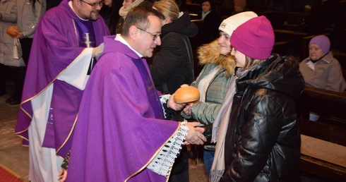 Dzielić się wiarą, chlebem i miłością 