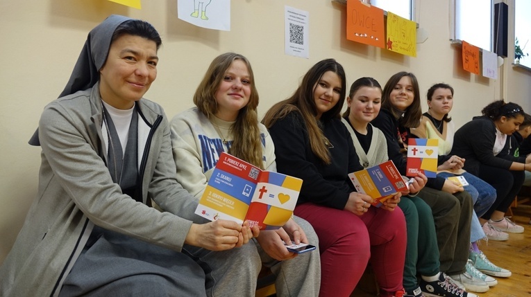 Pieszyce. Salezjanki chcą być "w kontakcie" z młodzieżą