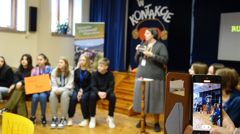 Pieszyce. Salezjanki chcą być "w kontakcie" z młodzieżą
