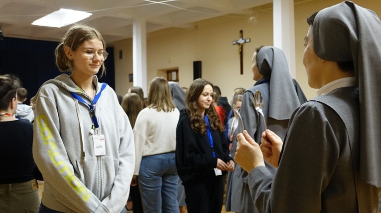 Pieszyce. Salezjanki chcą być "w kontakcie" z młodzieżą