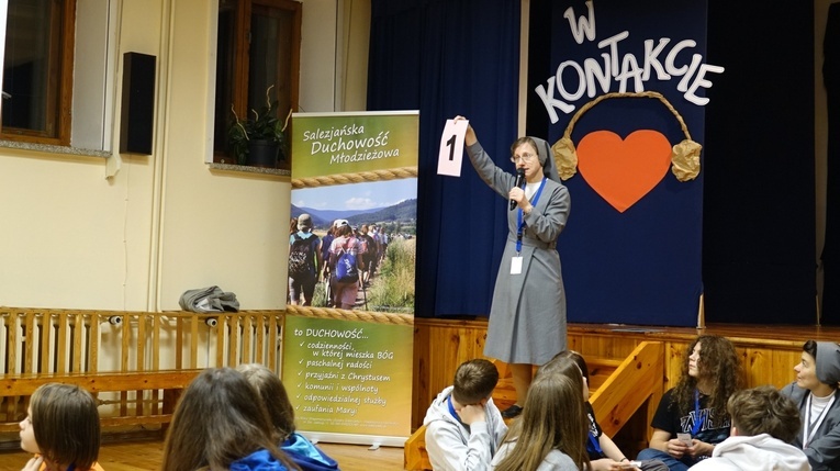Pieszyce. Salezjanki chcą być "w kontakcie" z młodzieżą