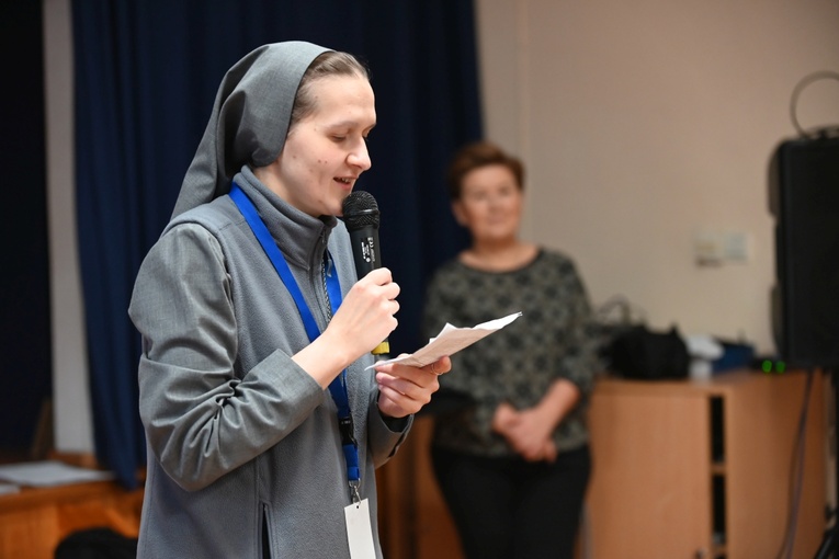 Pieszyce. Salezjanki chcą być "w kontakcie" z młodzieżą