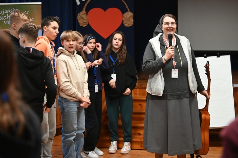 Pieszyce. Salezjanki chcą być "w kontakcie" z młodzieżą