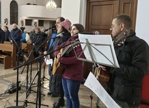 Oprawę muzyczną przygotowała zaprzyjaźniona schola "Zrodzeni w Chrystusie".