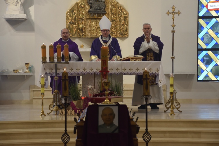 Pożegnanie pierwszego proboszcza w Baninie