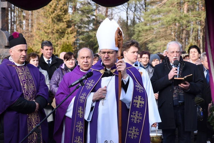 Pożegnanie pierwszego proboszcza w Baninie