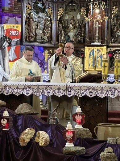 Modlitwa i apel pamięci w Żarach