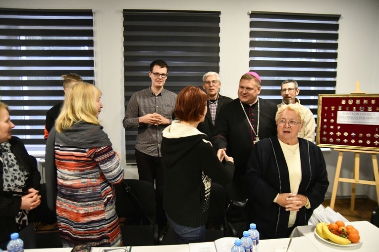 Biskup u słubickich Przyjaciół Paradyża