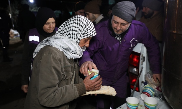 Syryjski zakonnik: ludzie umierają z głodu, każda pomoc ratuje życie