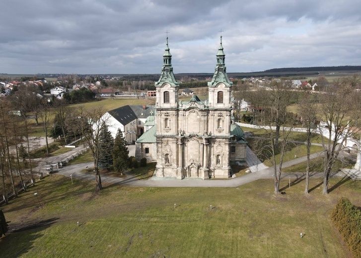 Najstarsze opactwo cysterskie w Polsce