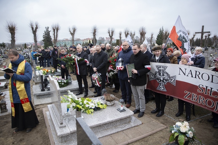Upamiętnienie bohatera