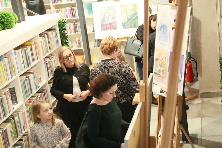 Wystawę można oglądać w przestrzeni Biblioteki na Poziomie w Lublinie.