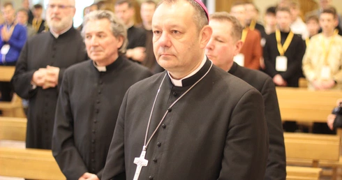 Kim jest biskup nominat?