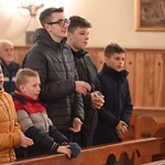 Jedlina-Zdrój. Zawody służby liturgicznej w tenisa stołowego i w szachach