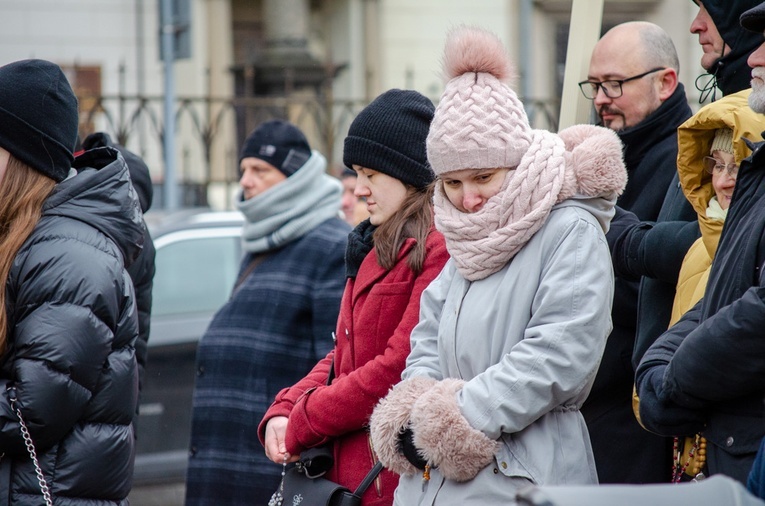 Marcowa procesja różańcowa z Wojownikami Maryi