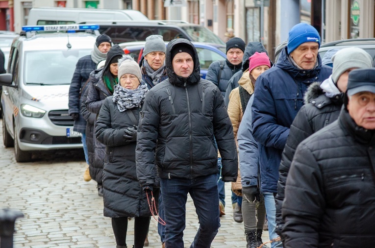 Marcowa procesja różańcowa z Wojownikami Maryi