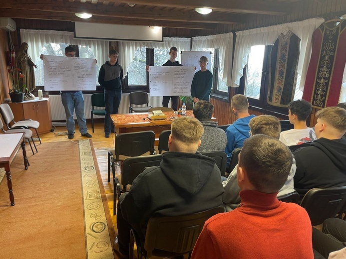 Ciężkowice. Rekolekcje i warsztaty dla lektorów starszych