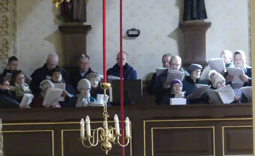 Ze św. Kazimierzem w Rajczy - przy wyremontowanych organach 