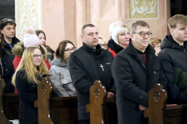 Kwartalne bierzmowanie w świdnickiej katedrze