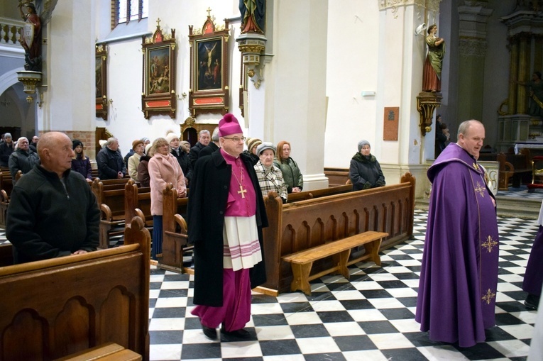 Biskup u św. Anny w Ząbkowicach