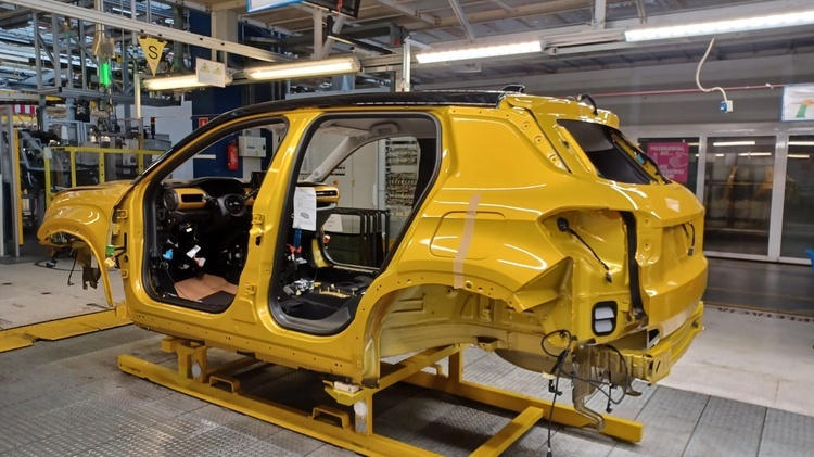 Tychy. W Stellantis ruszyła produkcja samochód marki Jeep