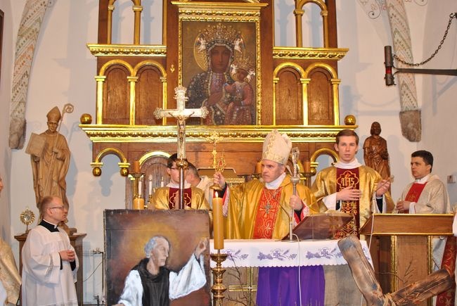 Błogosławieństwo relikwiami.