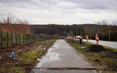 Katowice. Ruszyła budowa drogi rowerowej wzdłuż ul. Francuskiej