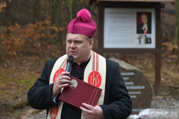 Jenin. Poświęcenie leśnej drogi krzyżowej